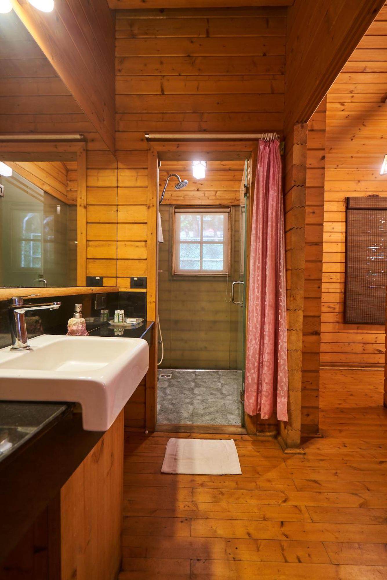 Monteria Resort Chauk Ngoại thất bức ảnh
